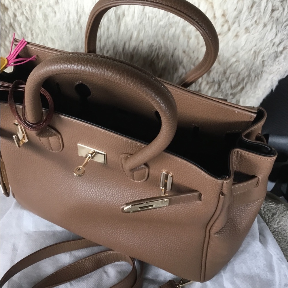 Handbag - Picture 8 of 8